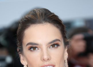 Alessandra Ambrosio بمجوهرات Boucheron