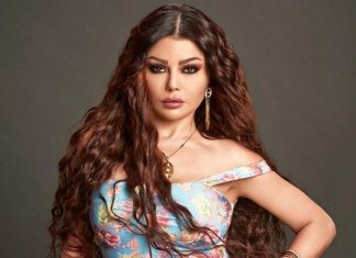 هيفا وهبي بإطلالة ساحرة وتستعرض سيارتها الفارهة